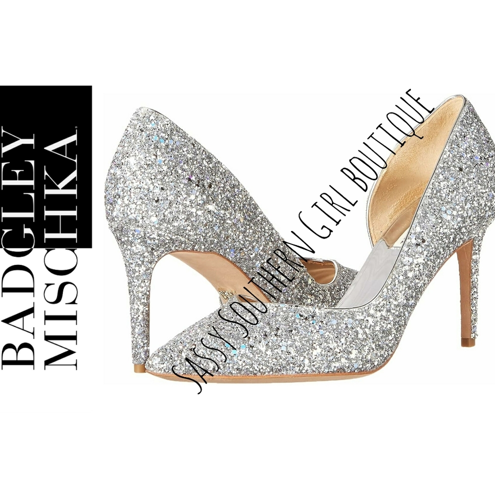 🆕⭐ BADGLEY MISCHKA silver glitter pump